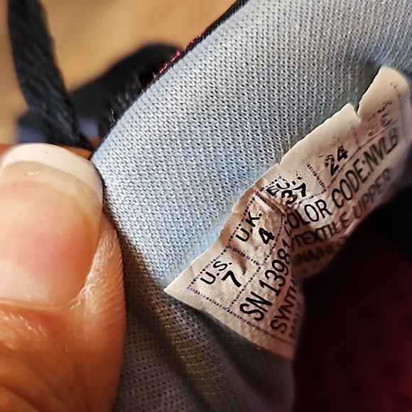 Skechers Blue Go Walk 3 Tennis shoes size 7 - Picture 8 of 8